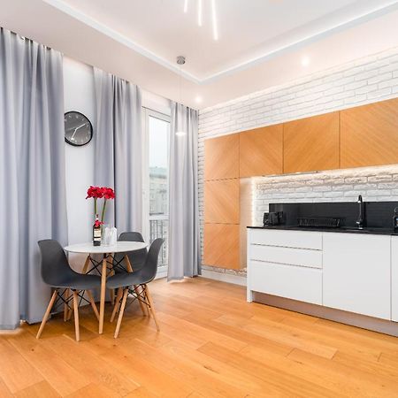 Piekna Apartament By Your Freedom Warsawa Bagian luar foto